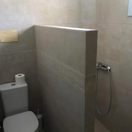 מלון דירות Makares דונוסה