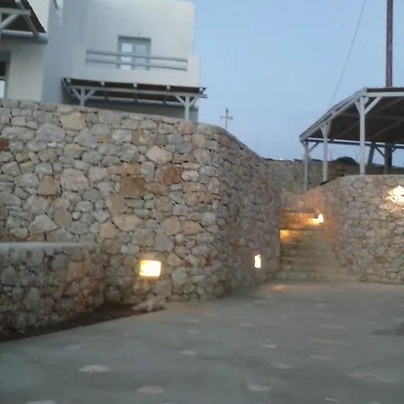 Makares 4* דונוסה