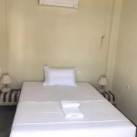 Apartahotel Makares *