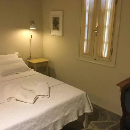 Makares Apartahotel *