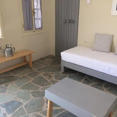 Apart-hotel Makares 4*