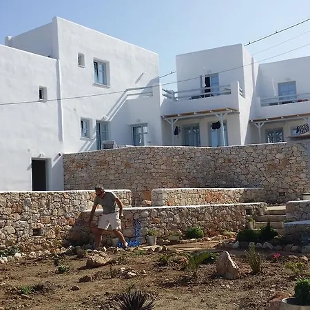 Apart-hotel Makares 4*